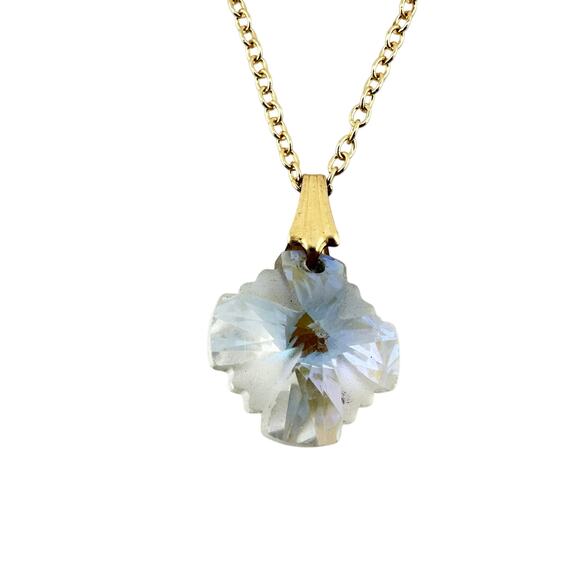 Vintage Aurora Borealis Crystal Fancy Cut Dainty Gem Gold Tone 18" Pendant - Picture 6 of 8